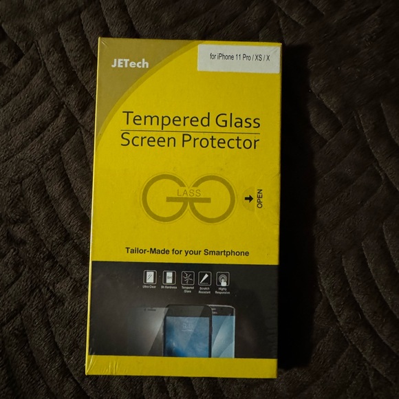 iPhone 11 Pro Tempered glass screen protector - Picture 1 of 2